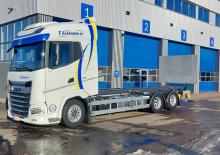 Ciągniki siodłowe ze sztywnym podwoziem DAF XG 530 FAS Low Deck