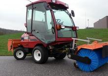 Traktory miejskie z zaczepem przednim Shibaura CM 284