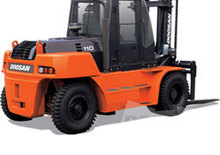 Wózki widłowe z silnikiem wysokoprężnym Doosan D160S-5