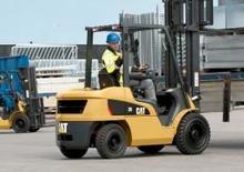 Wózki widłowe z silnikiem wysokoprężnym Caterpillar DP 15