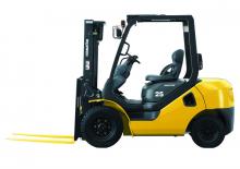 Wózki widłowe z silnikiem wysokoprężnym Komatsu FD 25 T 12