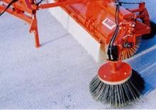 Mocowane zamiatarki Bugnot BA 200