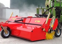 Mocowane zamiatarki Adler K 750-240