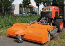 Mocowane zamiatarki Bema Kommunal 400 Dual 1400