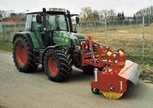 Mocowane zamiatarki Dücker SFK 2400
