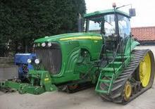 Ciągniki na gąsienicach gumowych John Deere 8520 T