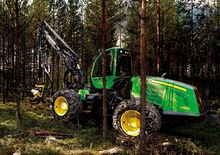 Kombajny John Deere 1070 E