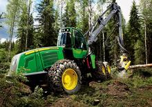 Kombajny John Deere 1170 E