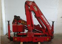 Hydrauliczne żurawie do załadunku Ferrari® 708 A 2