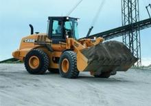 Ładowarki kołowe Case 721 CXT