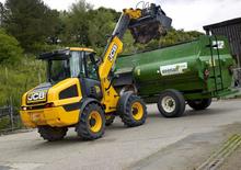Ładowarki kołowe JCB TM 220 