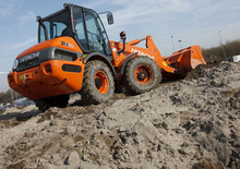 Ładowarki kołowe Hitachi ZW 95