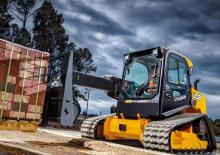 Ładowarki o sterowaniu burtowym JCB 3TS-8W