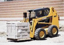 Ładowarki o sterowaniu burtowym Case 90 XT