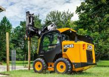 Ładowarki o sterowaniu burtowym JCB Robot 155