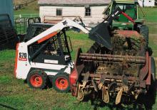 Ładowarki o sterowaniu burtowym Bobcat S70