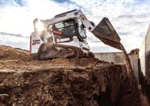 Ładowarki o sterowaniu burtowym Bobcat T 590