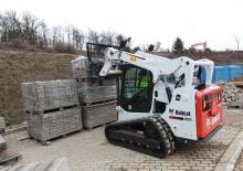 Ładowarki o sterowaniu burtowym Bobcat T590