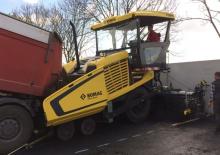 Kołowa betoniarka drogowa Bomag BF 600 P-2 S 600