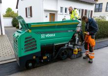 Kołowa betoniarka drogowa Vögele Mini 502