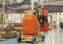 Kołowe platformy robocze z masztem pionowym JLG 26E