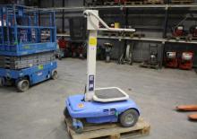 Kołowe platformy robocze z masztem pionowym Aichi SX015
