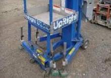 Kołowe platformy robocze z masztem pionowym UpRight UL 20