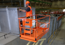 Kołowe podnośniki nożycowe JLG R3246 