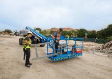 Kołowe teleskopowe platformy robocze Genie S-60 HF 