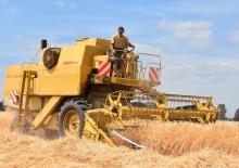 Kombajny zbożowe New Holland 1545