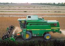 Kombajny zbożowe John Deere 2258
