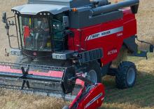 Kombajny zbożowe Massey Ferguson Activa 7344