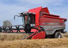 Kombajny zbożowe Massey Ferguson Centora 7282