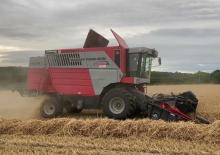 Kombajny zbożowe Massey Ferguson Cerea 7274