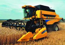 Kombajny zbożowe New Holland CSX 7080 Laterale