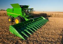 Kombajny zbożowe John Deere S 690 i HM