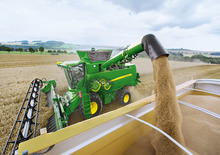 Kombajny zbożowe John Deere T670 HM