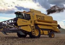 Kombajny zbożowe New Holland TX 66