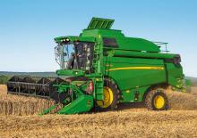 Kombajny zbożowe John Deere W440 PTC