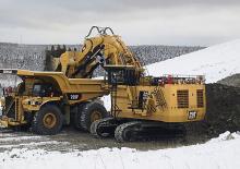 Koparki gąsienicowe Caterpillar 6060