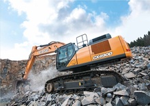 Koparki gąsienicowe Case CX490D 