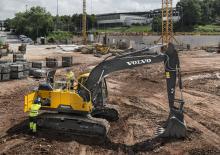 Koparki gąsienicowe Volvo EC220ENL