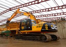 Koparki gąsienicowe JCB JS 180 LC