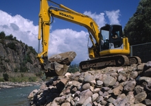 Koparki gąsienicowe Komatsu PC128US-3