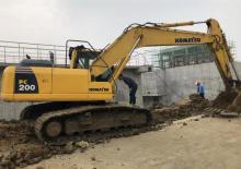 Koparki gąsienicowe Komatsu PC200-8