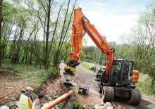 Koparki kołowe Hitachi ZX 140 W 3