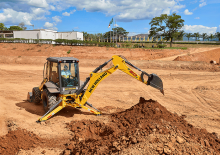 Koparko-ładowarki New Holland B90B