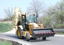 Koparko-ładowarki Komatsu WB93R-5 