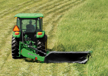 Kosiarka dyskowa bez kondycjonera mocowana z tyłu John Deere DM5050