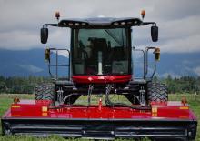 Kosiarka dyskowa z kondycjonerem mocowana z przodu Massey Ferguson WR9960	